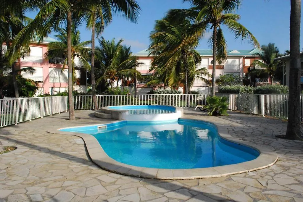 Crystal Alizes, T3 En Rdc Avec Citerne D'Eau Appartement Seze Guadeloupe